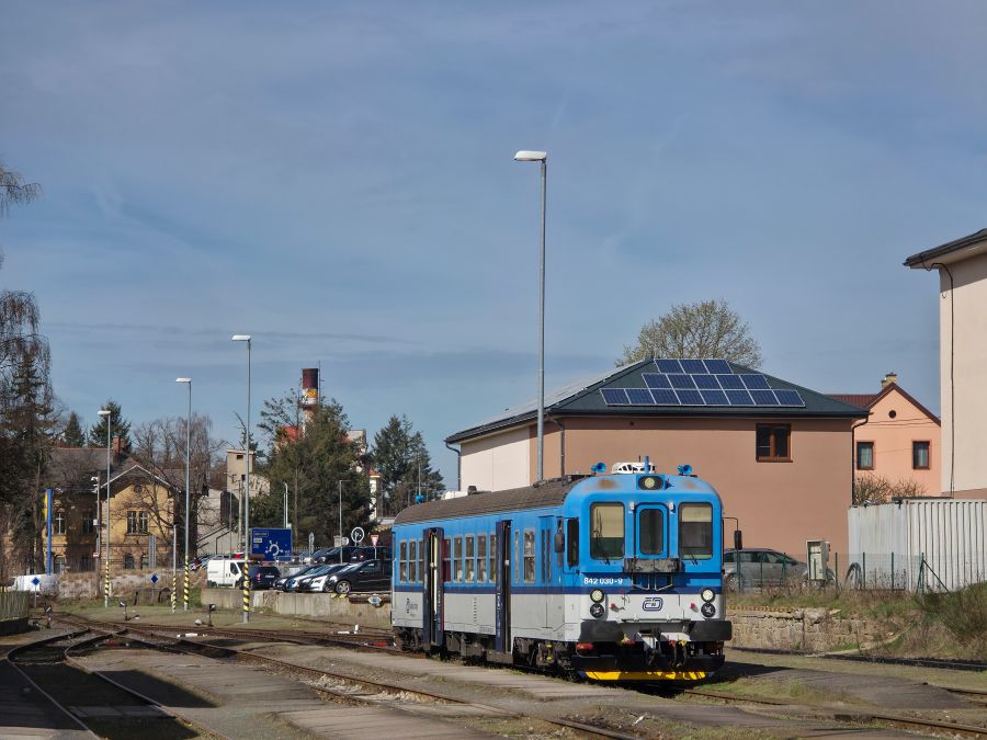 Motorový vůz 842